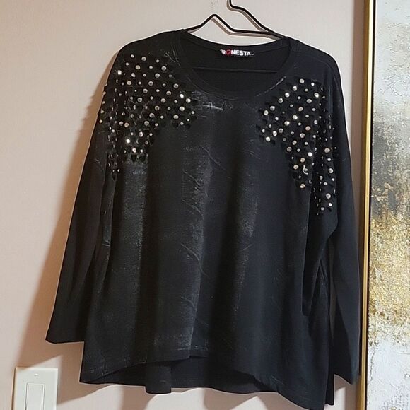 Sonesta long sleeve t- shirt - Picture 1 of 9